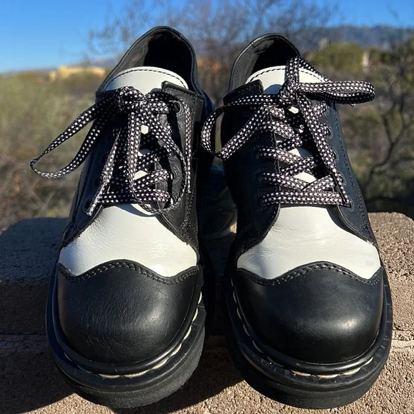 🏴Dr. Martens MIE Vintage Black & White Chunky Platform Oxfords UK 5 - Picture 3 of 17
